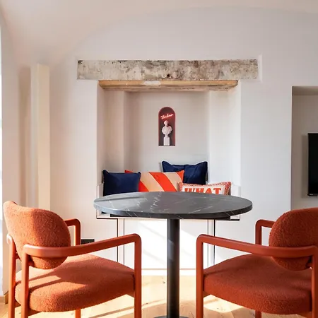Micro Apartment *