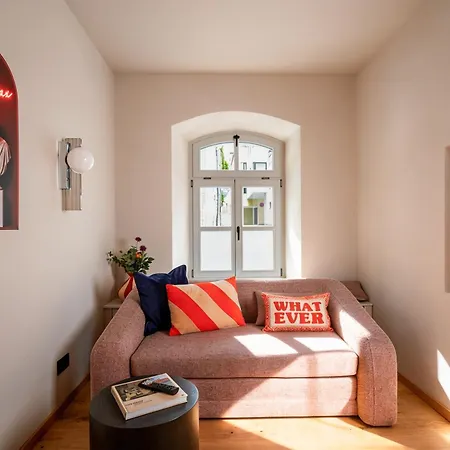 Apartment Micro *